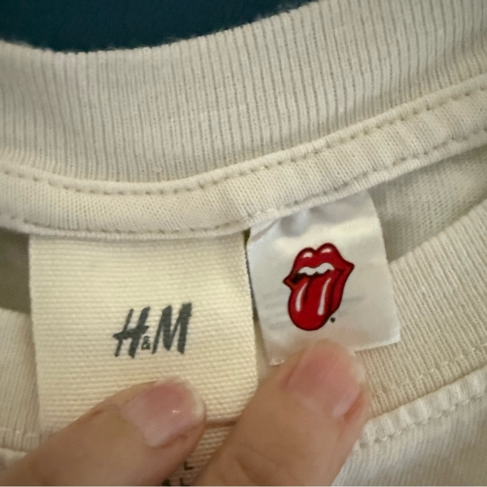 Vintage H&M Rolling Stones Graphic Tee – Size L - Picture 3 of 5
